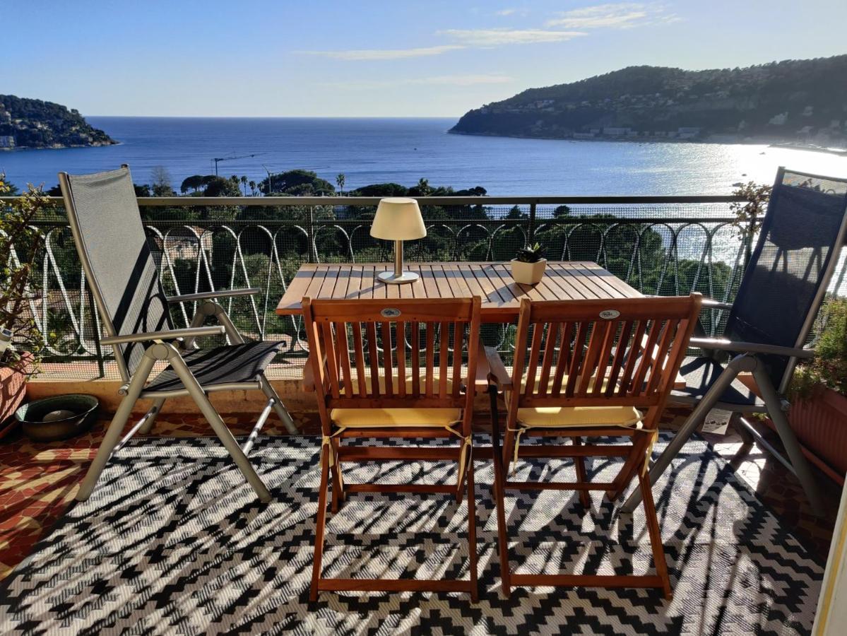 דירות Vintage Flat Overlooking Villefranche Bay מראה חיצוני תמונה