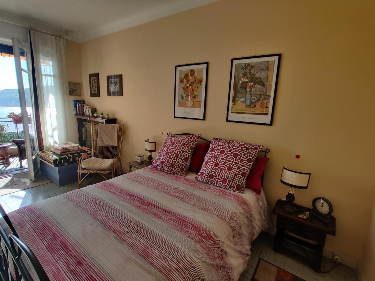 דירות Vintage Flat Overlooking Villefranche Bay מראה חיצוני תמונה
